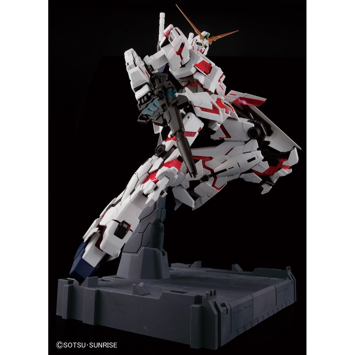 Gundam Unicorn RX-0 Unicorn Gundam Perfect Grade Model Kit