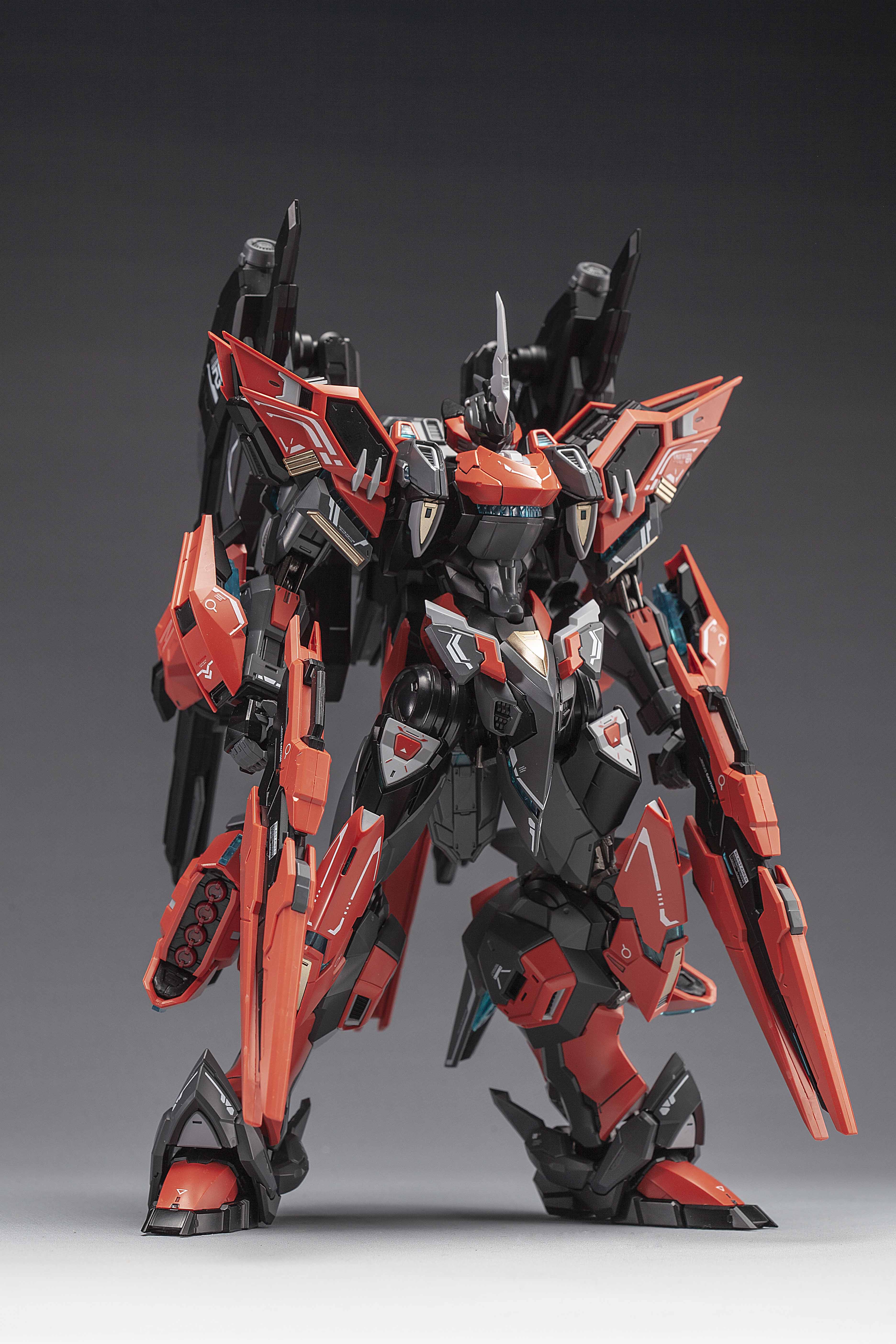Annihilation 1/100 Scale Model Kit