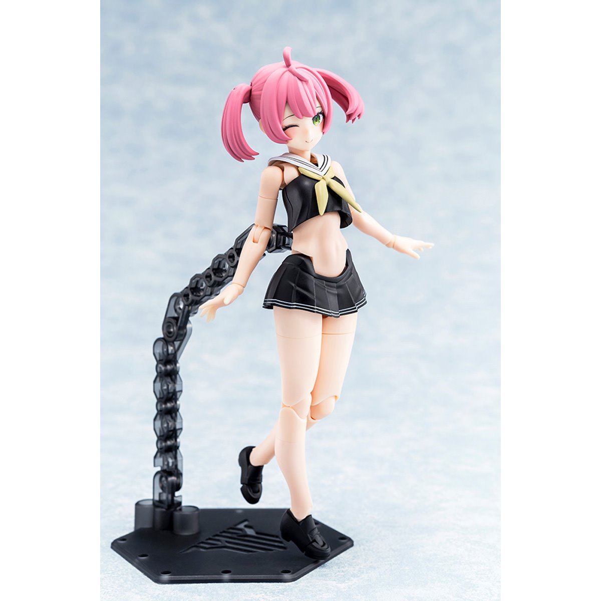 Megami Device Buster Doll Gunner Midnight Fang Model Kit