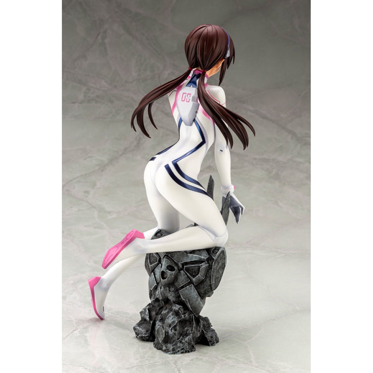 Rebuild of Evangelion Mari Makinami Illustrious White Plugsuit Ver. 1:6 Scale Statue