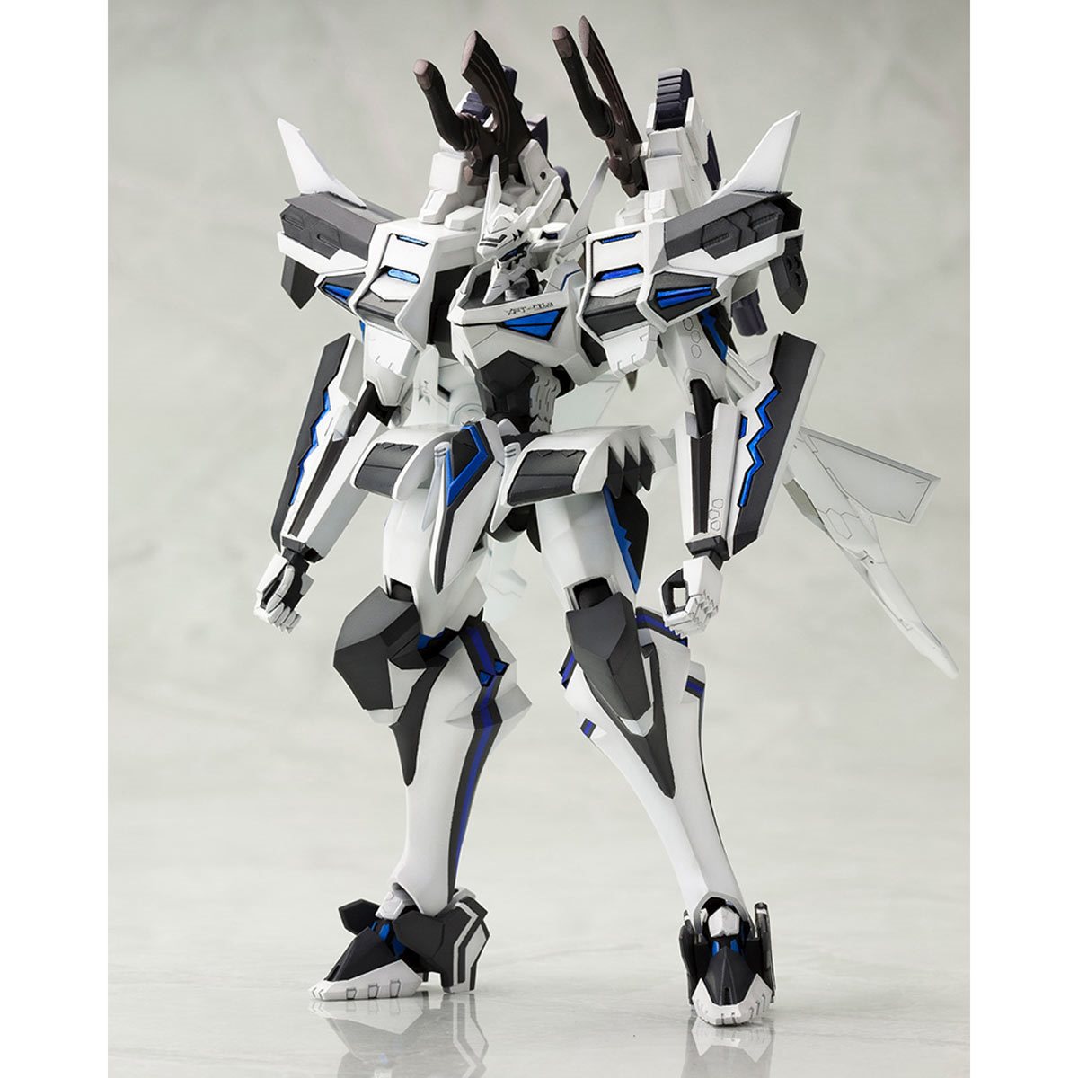 Muv-Luv Alternative Shiranui Second Phase 3 Yuya Bridges Ki 1:144 Scale Model Kit