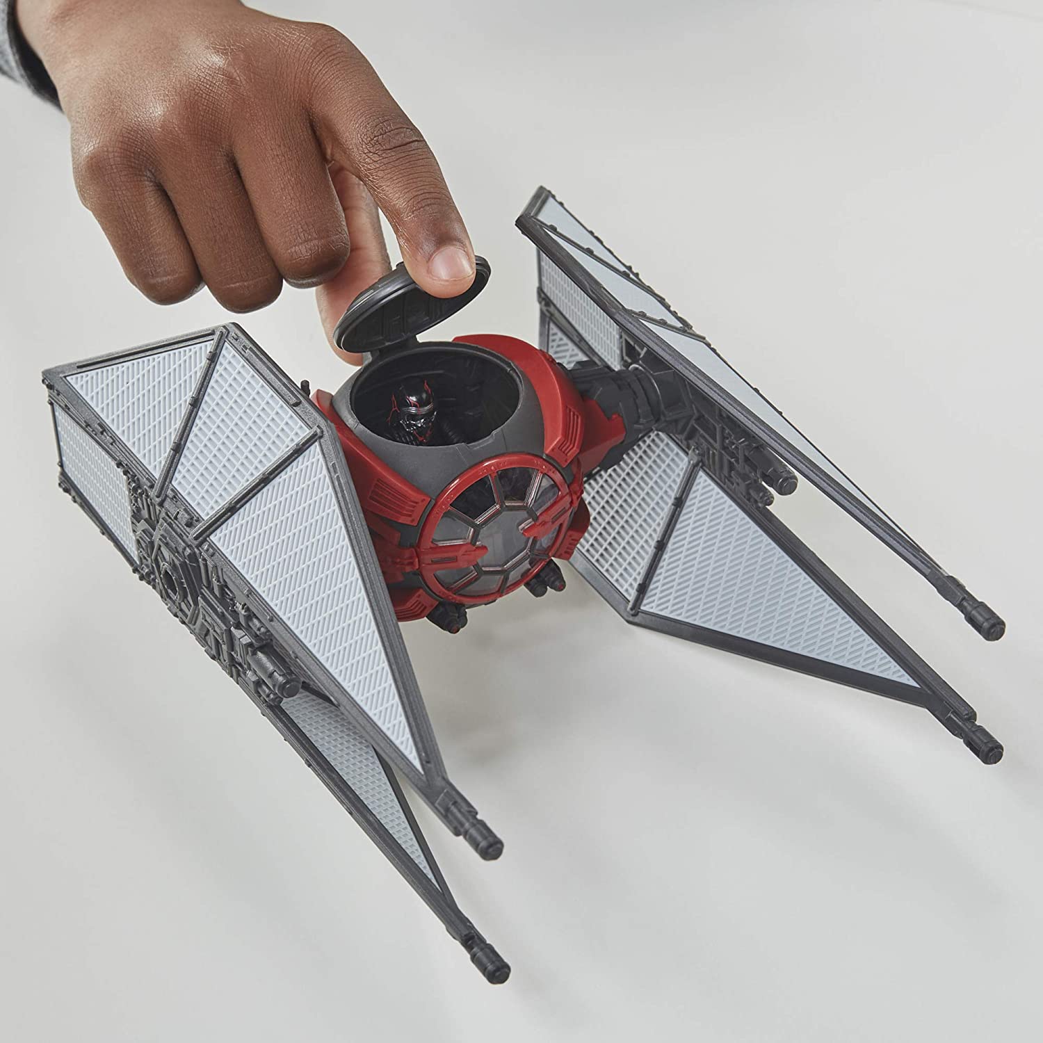 Star Wars: Mission Fleet Stellar Class - Kylo Ren TIE