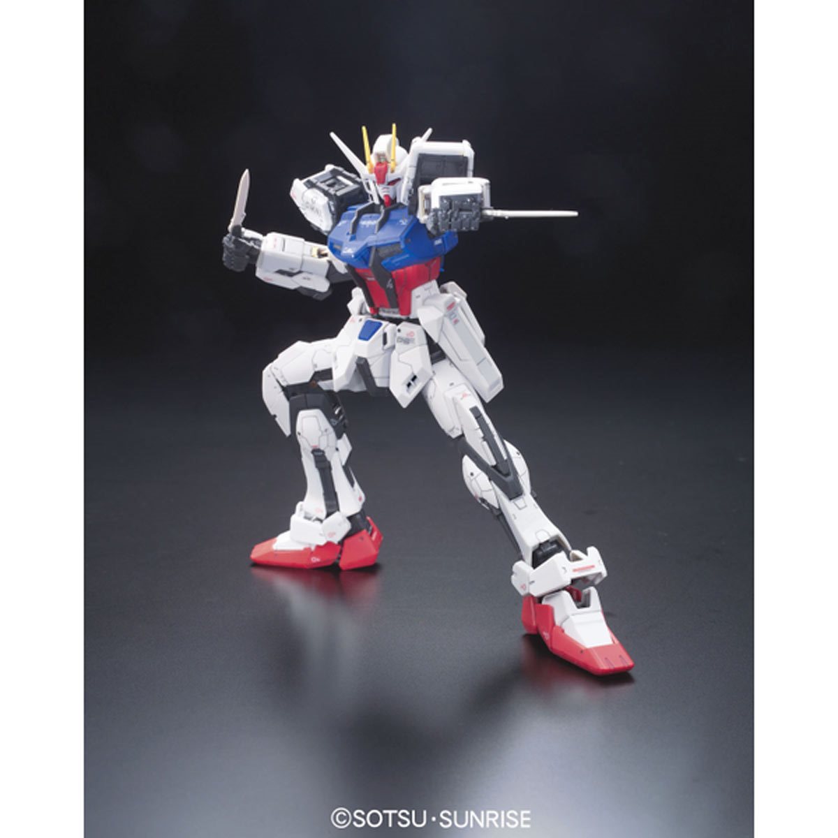 Mobile Suit Gundam Seed Aile Strike Gundam Real Grade 1:144 Scale Model Kit