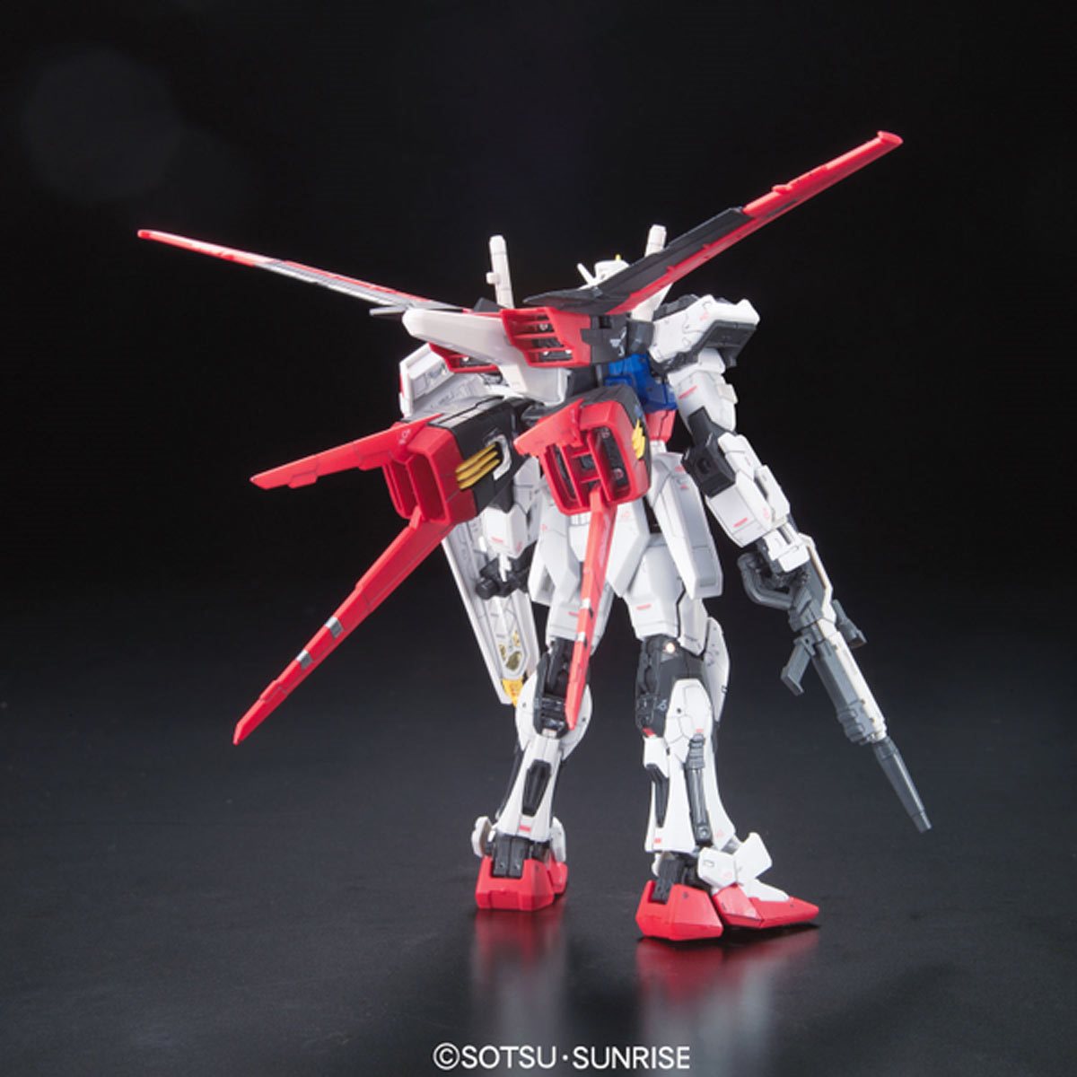 Mobile Suit Gundam Seed Aile Strike Gundam Real Grade 1:144 Scale Model Kit