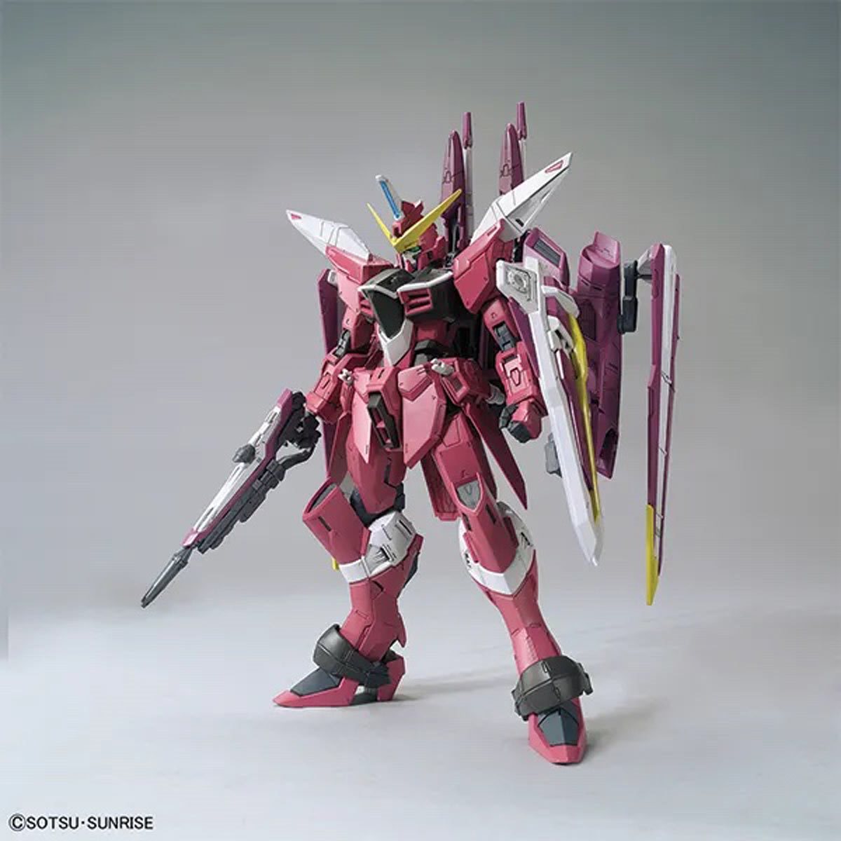 Mobile Suit Gundam Seed Justice Gundam Master Grade 1:100 Scale Model Kit