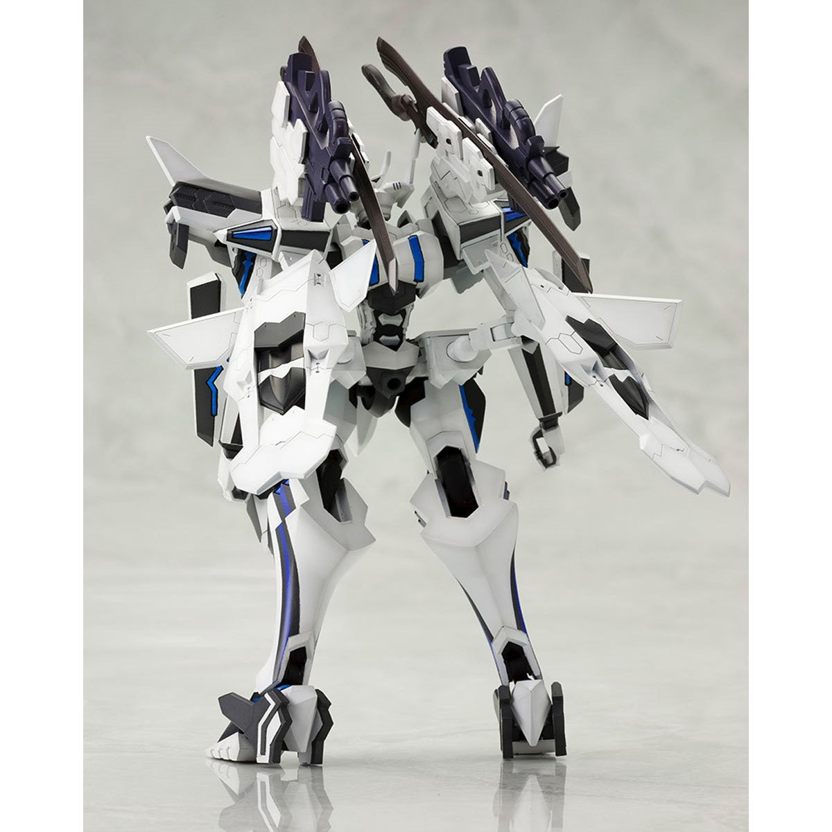 Muv-Luv Alternative Shiranui Second Phase 3 Yuya Bridges Ki 1:144 Scale Model Kit