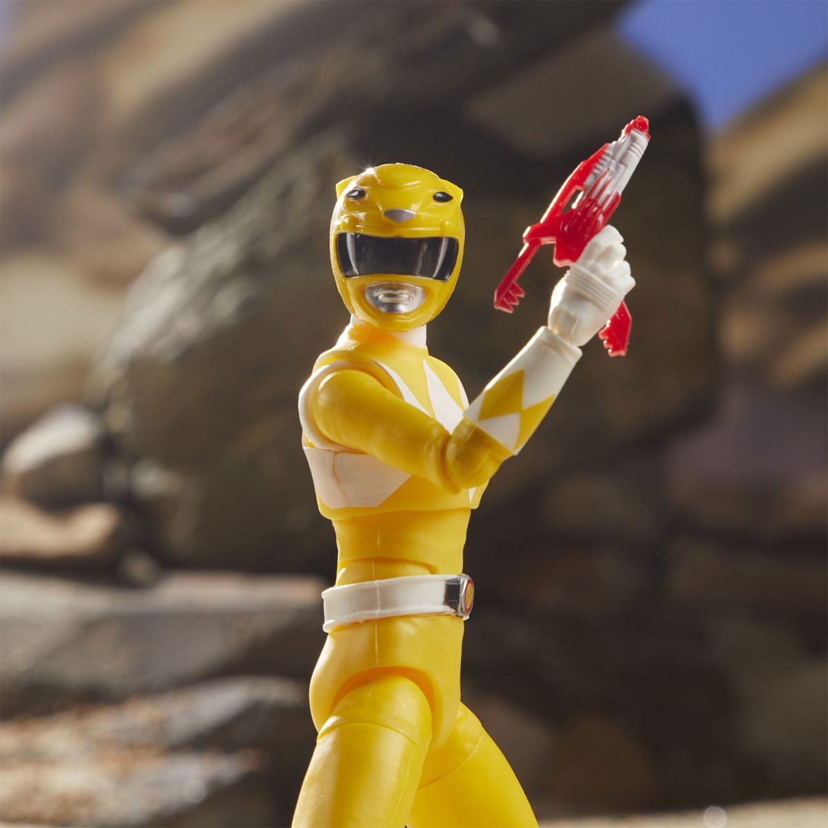 Power Rangers Lightning Collection Yellow Ranger 6-Inch Action Figure