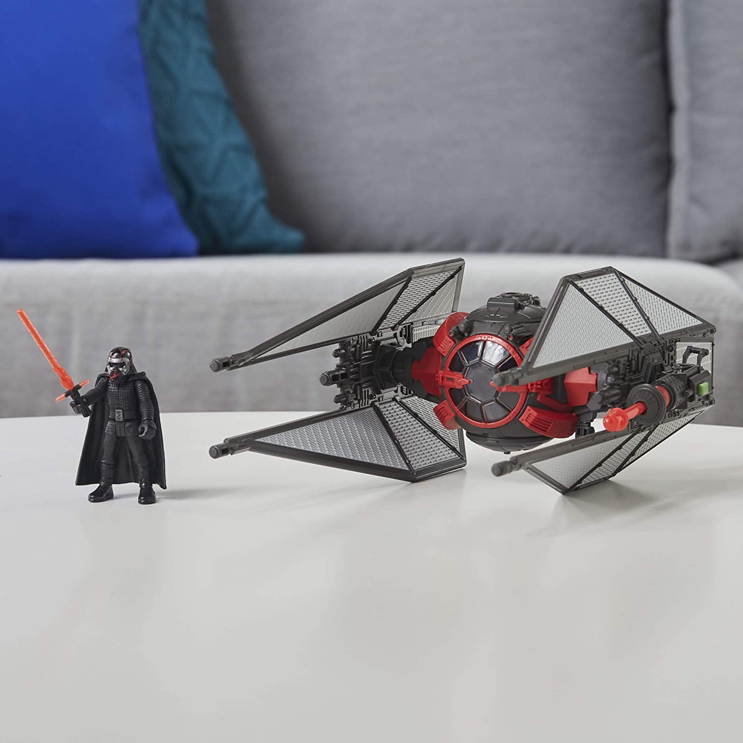 Star Wars: Mission Fleet Stellar Class - Kylo Ren TIE Whisper Vehicle